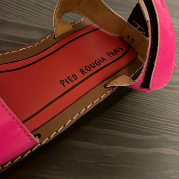 Pied Rougia Paris - Picture 3 of 5